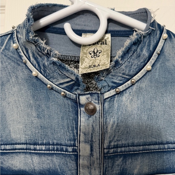 Vocal Blue Denim Sweater Top Size Small - Picture 3 of 4